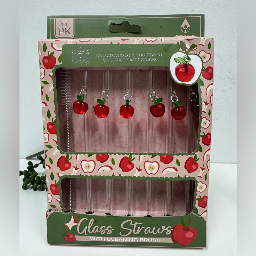 New 6 Pack Glass Straws with Tomato Charm and Brush